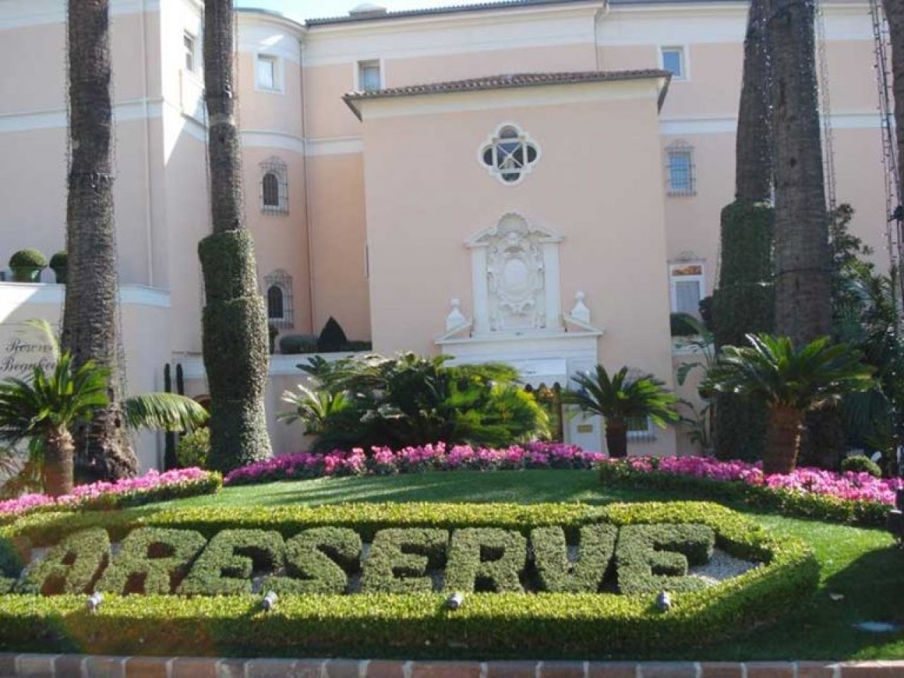 erba-sintetica-giardini-hotel