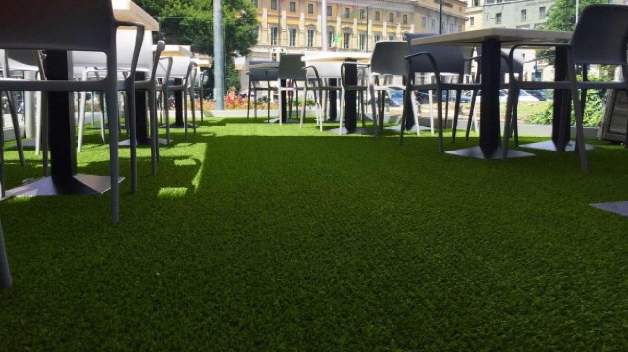 tapis de gazon synthétique pour usage extérieur